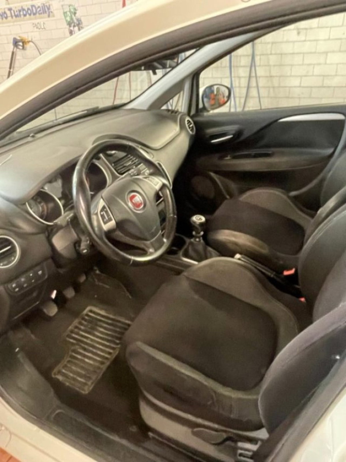 Fiat Punto 1.2 8V 5 porte Lounge (7)