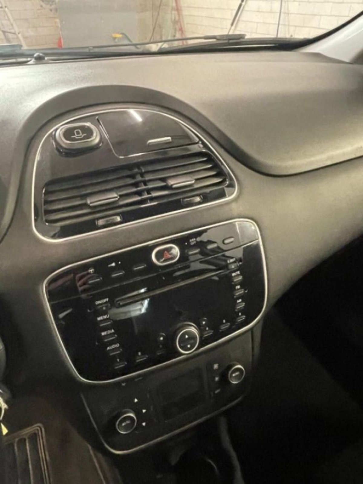 Fiat Punto 1.2 8V 5 porte Lounge (8)