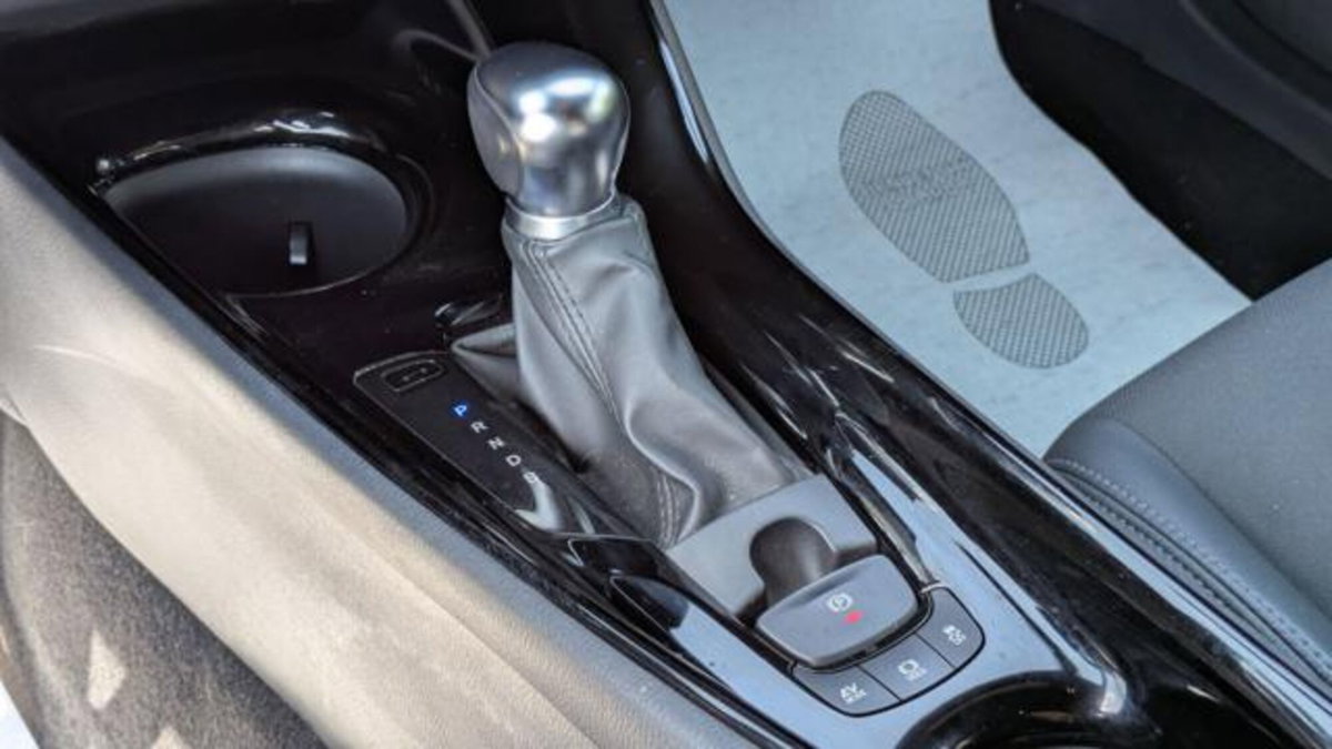 Toyota Toyota C-HR 1.8 Hybrid E-CVT Trend (13)