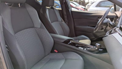 Toyota Toyota C-HR 1.8 Hybrid E-CVT Trend (18)