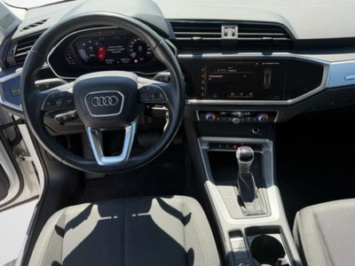 Audi Q3 35 TDI quattro S tronic Business Advanced (12)
