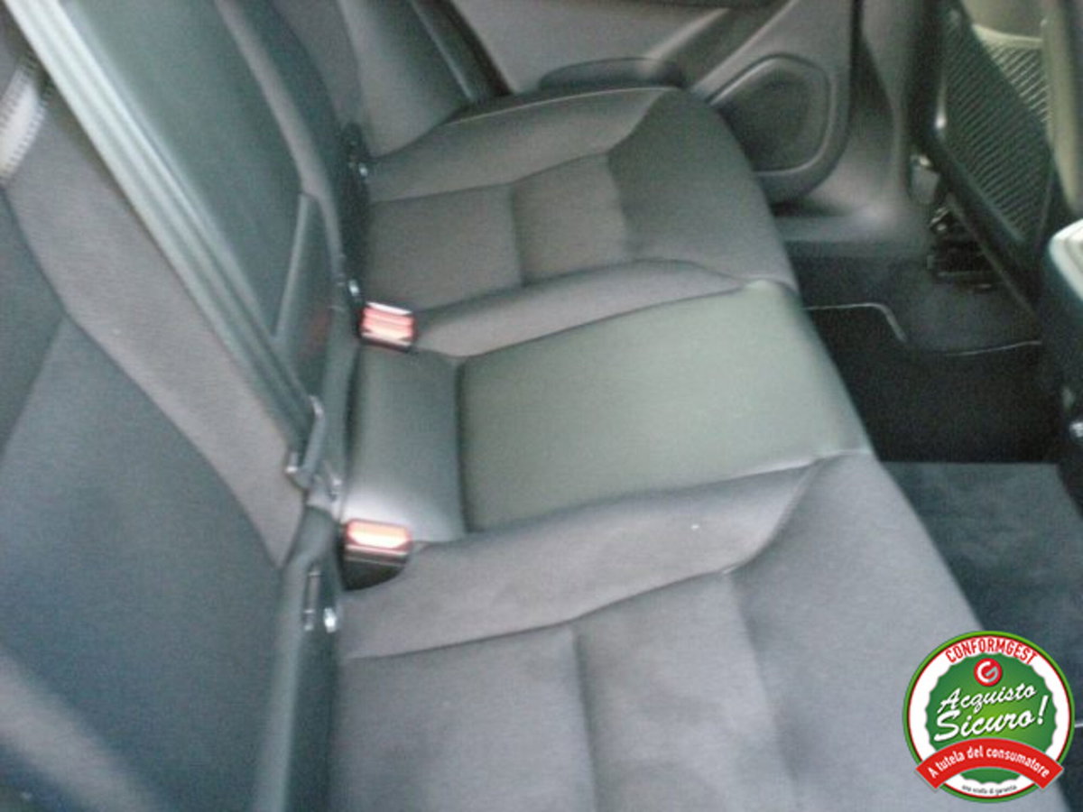 Volvo XC60 D4 Geartronic Momentum Pro (14)