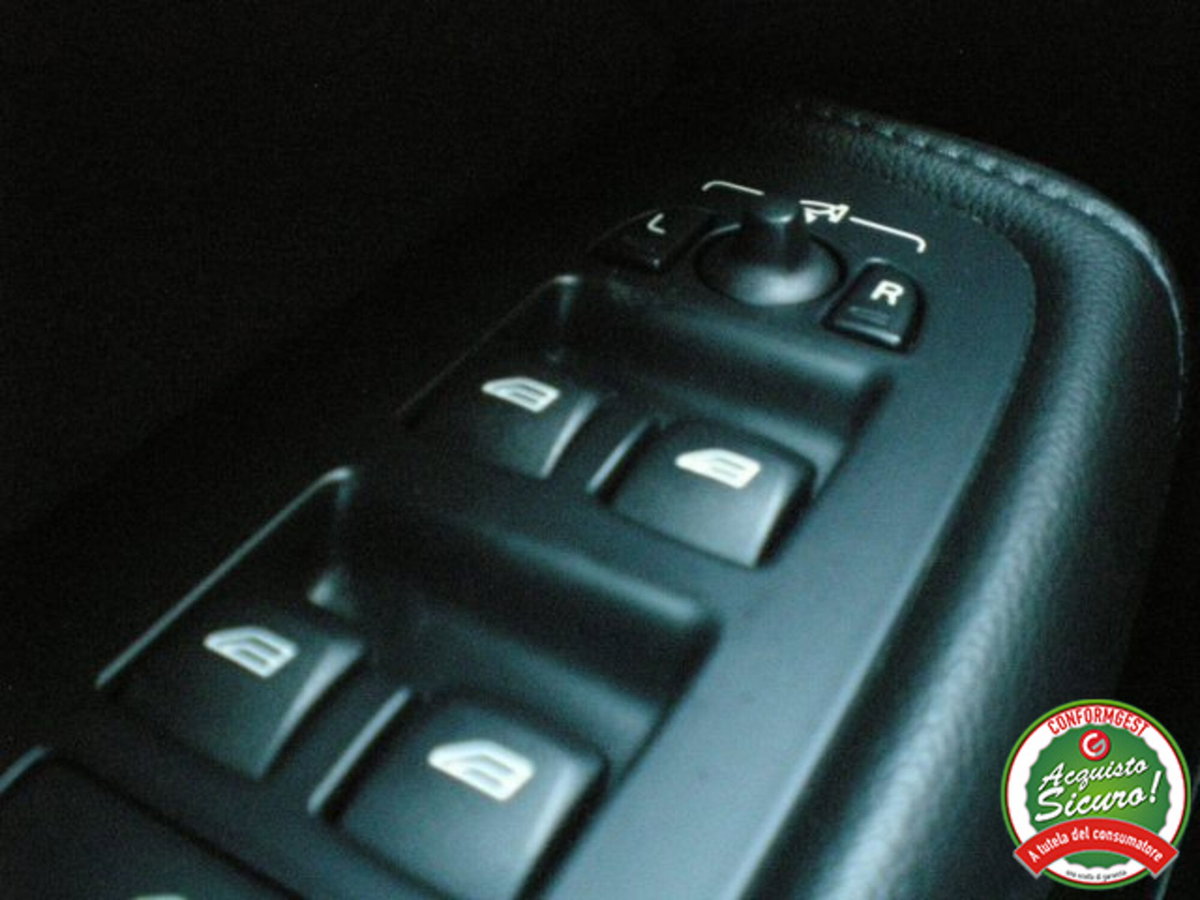 Volvo XC60 D4 Geartronic Momentum Pro (19)
