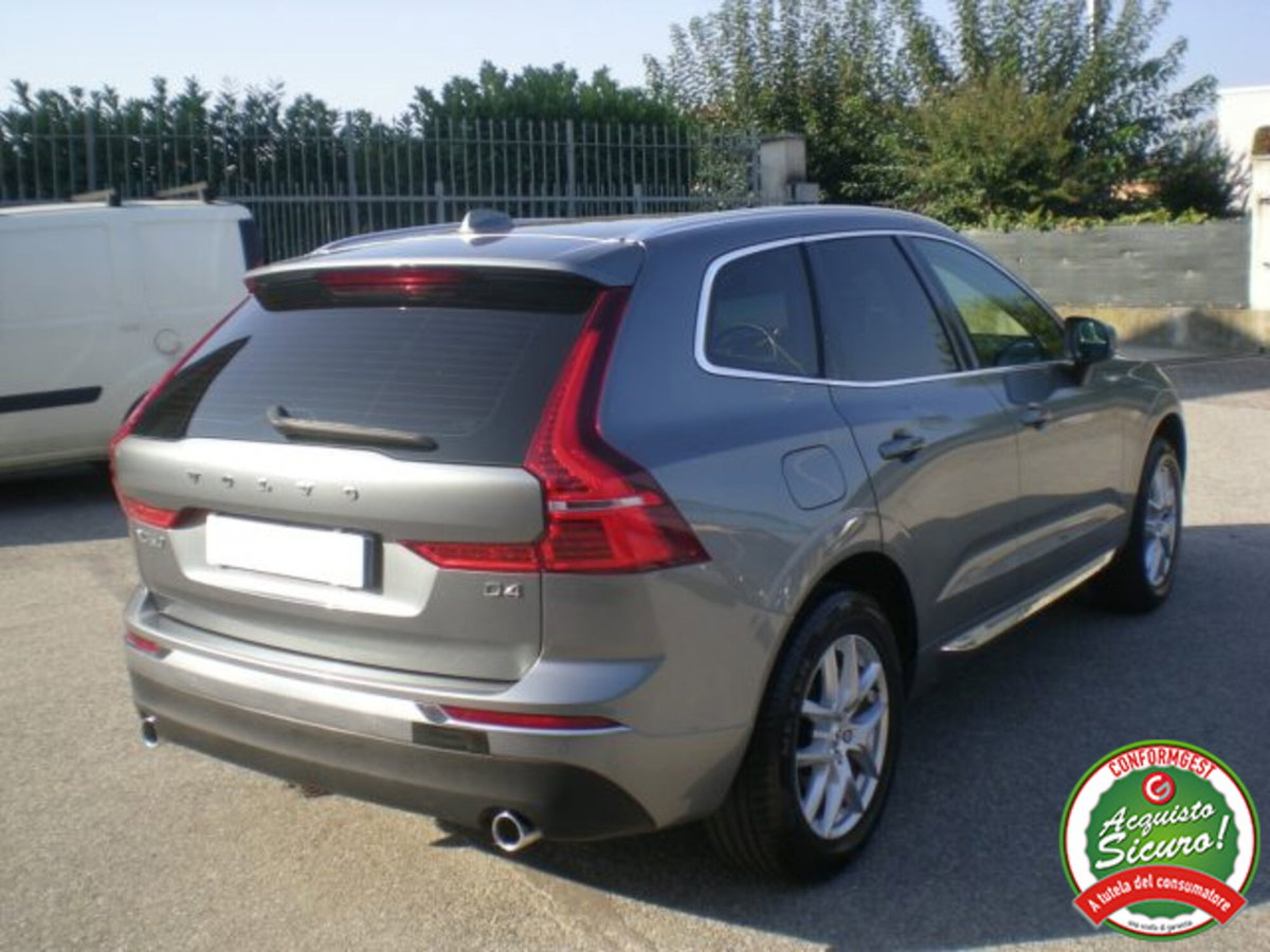 Volvo XC60 D4 Geartronic Momentum Pro (8)