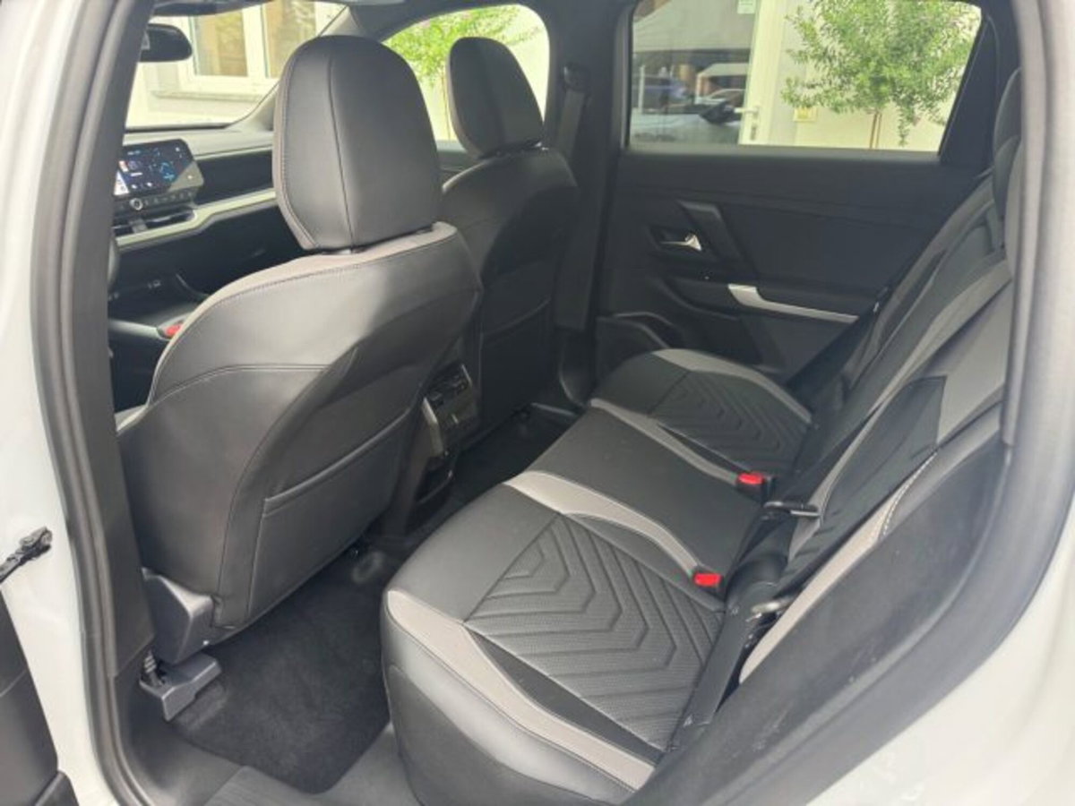Jeep Compass 1.2 turbo 48V e-hybrid Summit fwd 145cv edct6 (14)
