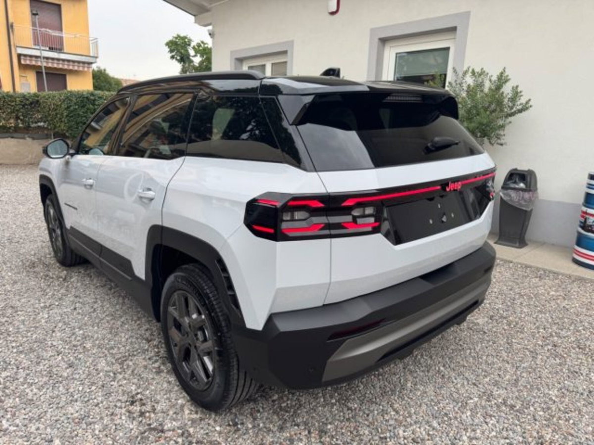 Jeep Compass 1.2 turbo 48V e-hybrid Summit fwd 145cv edct6 (5)