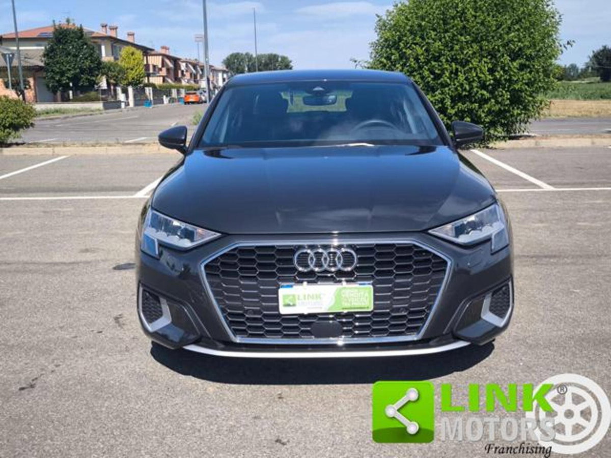 Audi A3 Sedan 35 TFSI S tronic Business Advanced (2)