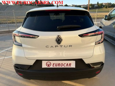 Renault Captur 1.0 eco-g Techno 100cv (8)