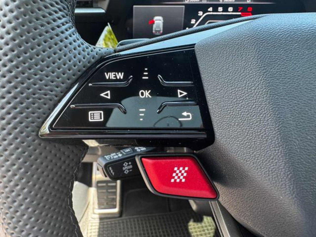 Audi RS 3 Sportback 3 TFSI quattro S tronic (10)