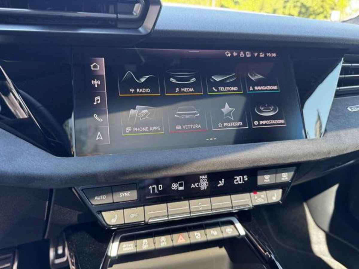 Audi RS 3 Sportback 3 TFSI quattro S tronic (11)