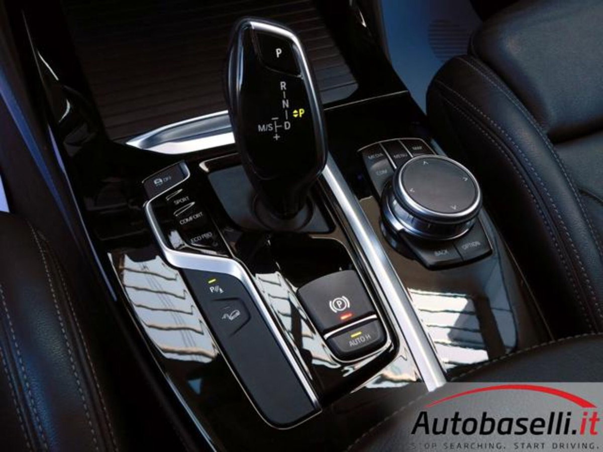 BMW X4 xDrive20d xLine (8)