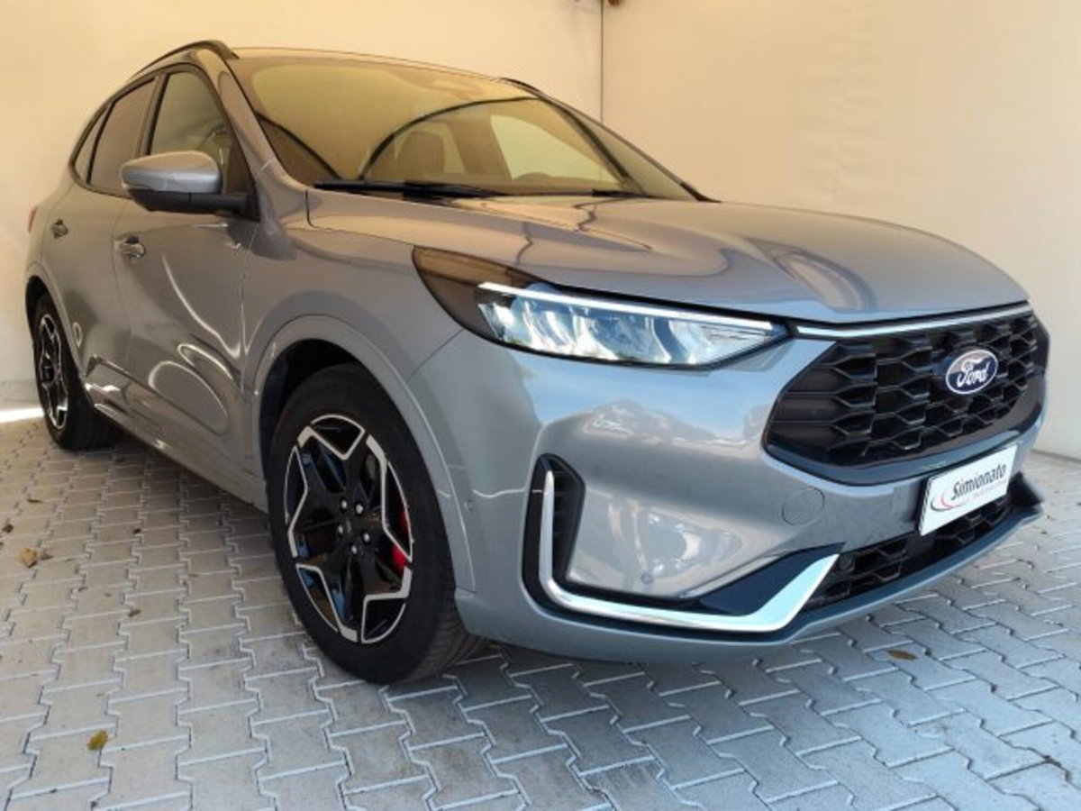 Ford Kuga 2.5 Full Hybrid 190 CV CVT 2WD ST-Line X (3)