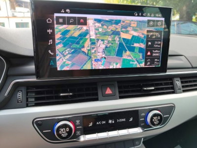 Audi A4 Avant 35 TDI/163 CV S tronic Business Advanced (10)