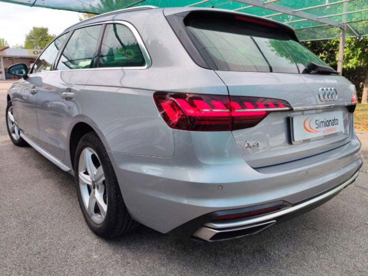 Audi A4 Avant 35 TDI/163 CV S tronic Business Advanced (6)