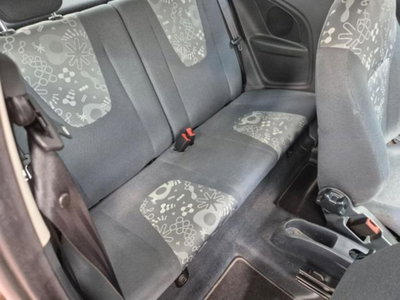 Ford Ka 1.2 8V 69CV (10)