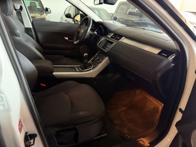 Land Rover Range Rover Evoque 2.0 eD4 5p. Pure (7)
