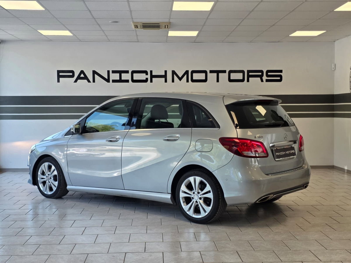 Mercedes-Benz Classe B 180 d Sport (2)