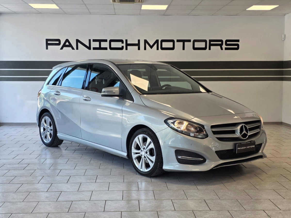 Mercedes-Benz Classe B 180 d Sport (5)