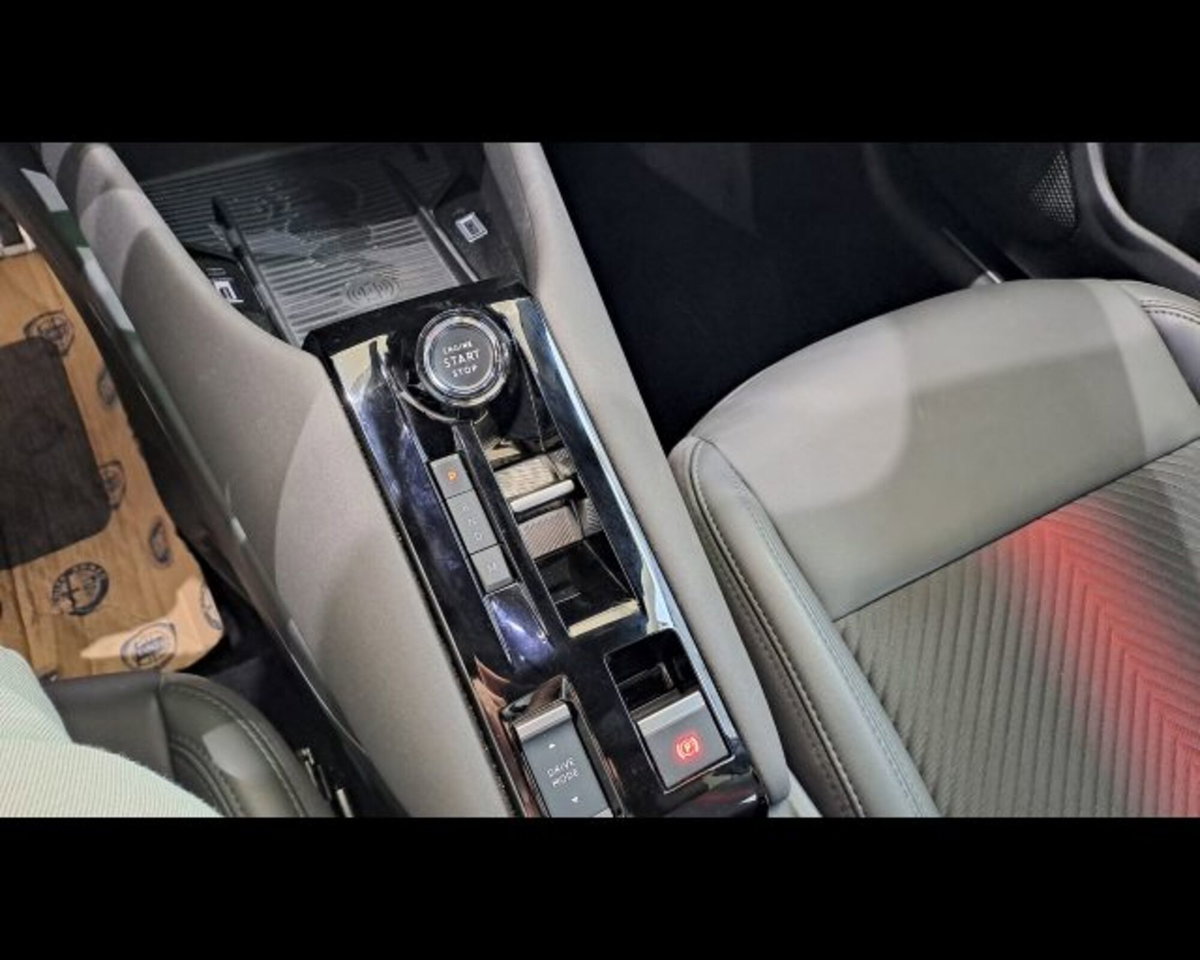 Alfa Romeo Junior 1.2 ibrida Speciale 145cv edct6 (16)