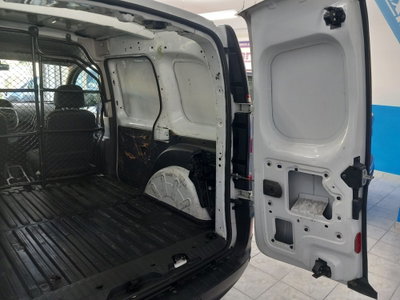 Renault Kangoo Blue dCi 95CV Express Maxi Combi Ice Plus (17)