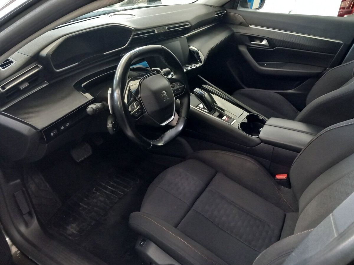Peugeot 508 SW BlueHDi 130 Stop&Start EAT8 Allure Pack (19)