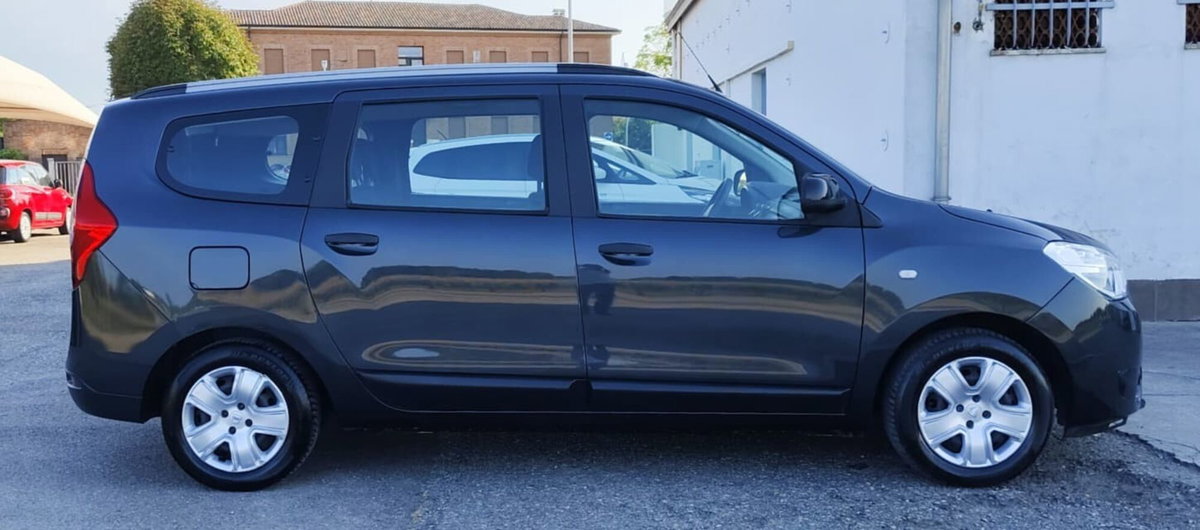 Dacia Lodgy 1.5 Blue dCi 8V 95CV 7 posti Essential (11)