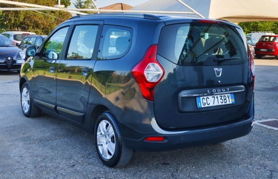 Dacia Lodgy 1.5 Blue dCi 8V 95CV 7 posti Essential (3)