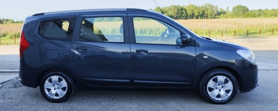 Dacia Lodgy 1.5 Blue dCi 8V 95CV 7 posti Essential (5)