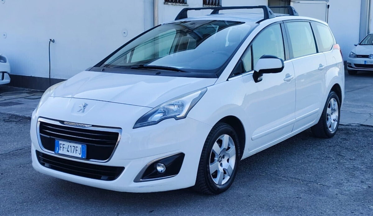 Peugeot 5008 BlueHDi 120 S&S Business (10)