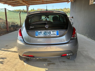 Lancia Ypsilon 1.2 69 CV Platinum (6)