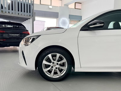 Opel Corsa 1.5 D 100 CV Edition (11)