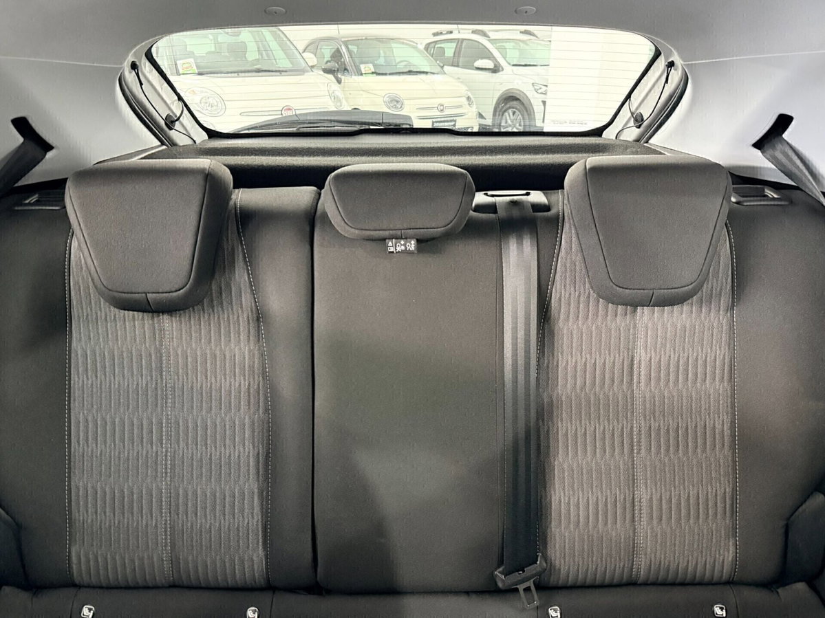 Opel Corsa 1.5 D 100 CV Edition (17)