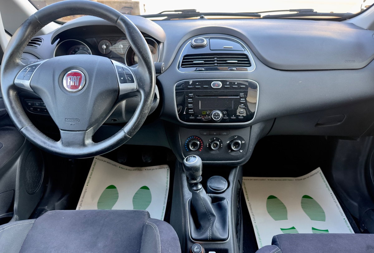 Fiat Punto 1.4 8V 5 porte Natural Power Lounge (10)