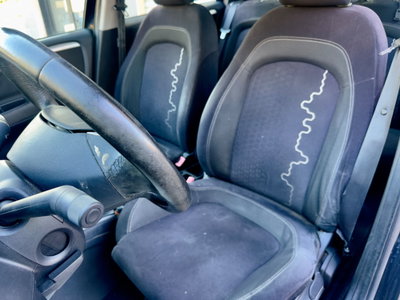 Fiat Punto 1.4 8V 5 porte Natural Power Lounge (8)