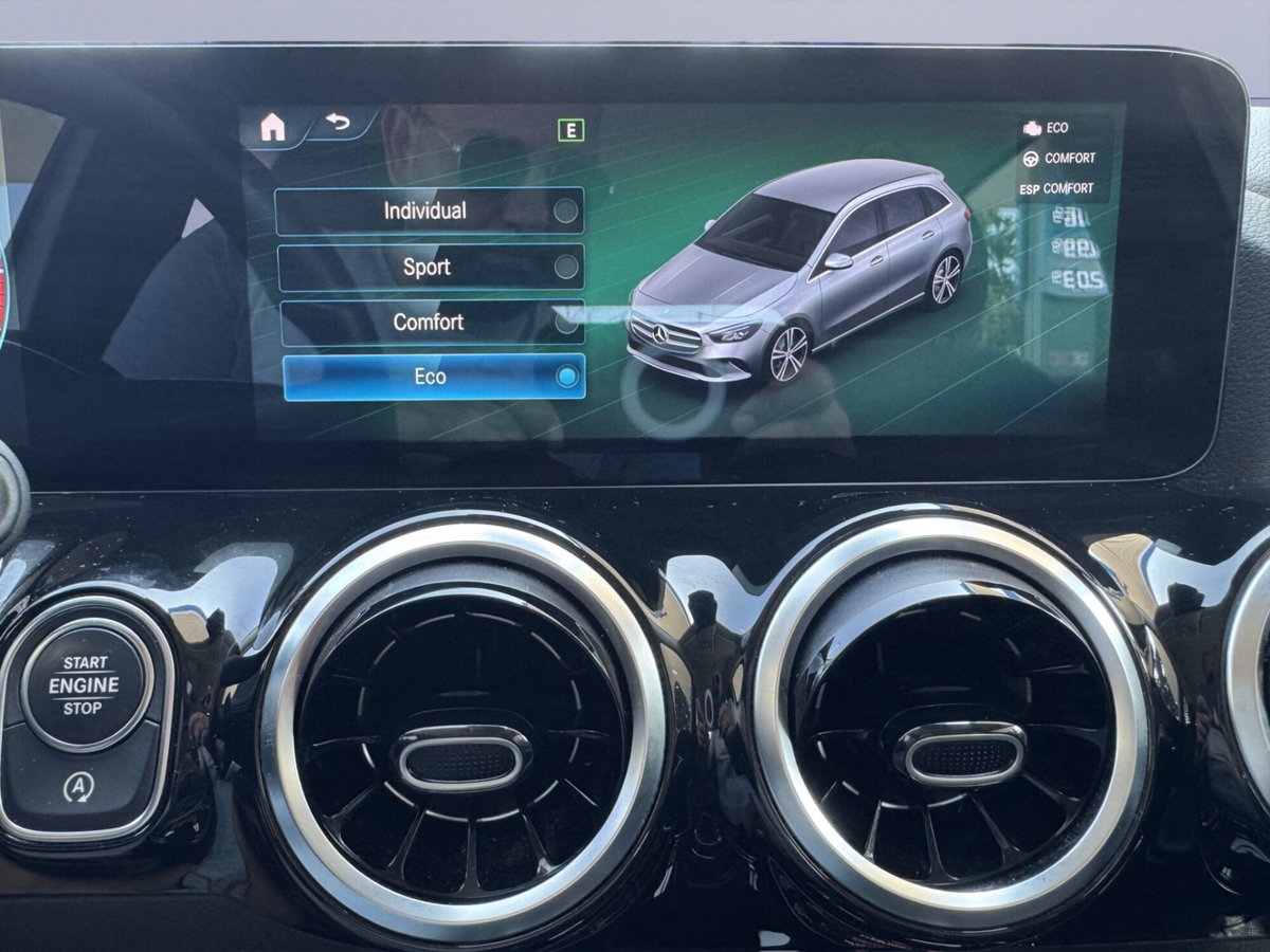 Mercedes-Benz Classe B 180 d Automatic Sport Plus (15)