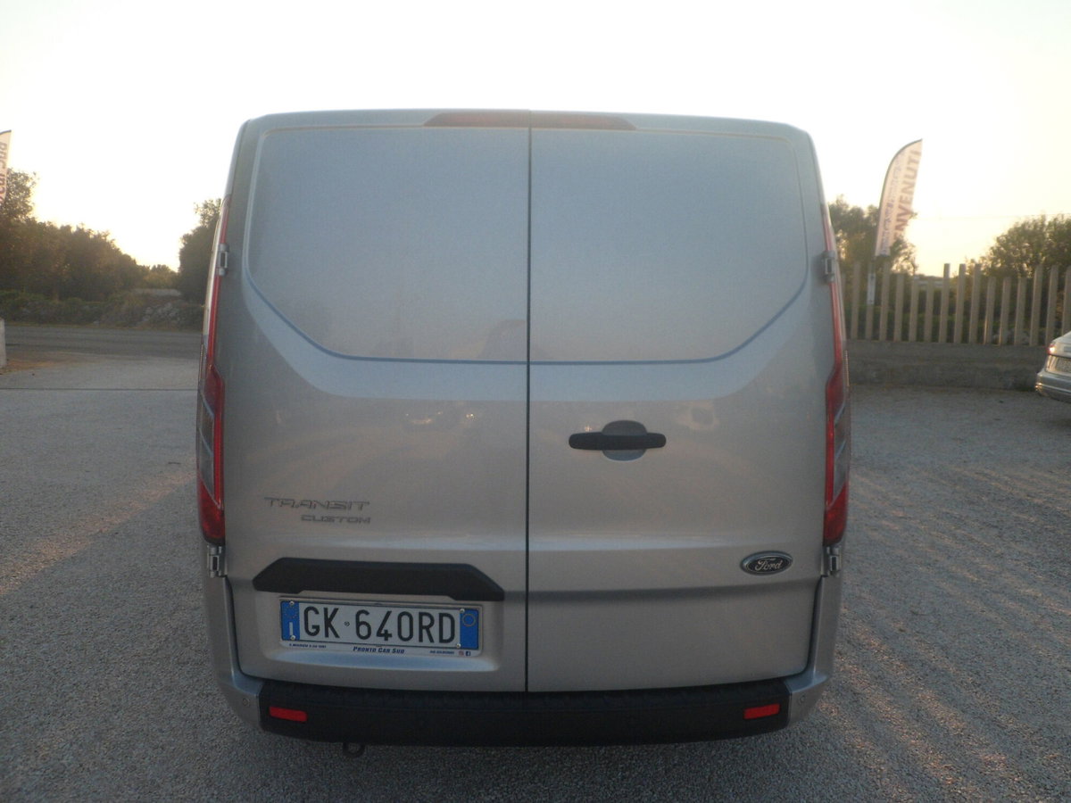 Ford Transit Custom Furgone 340 2.0 EcoBlue 130 PL-DC Furgone Titanium (5)