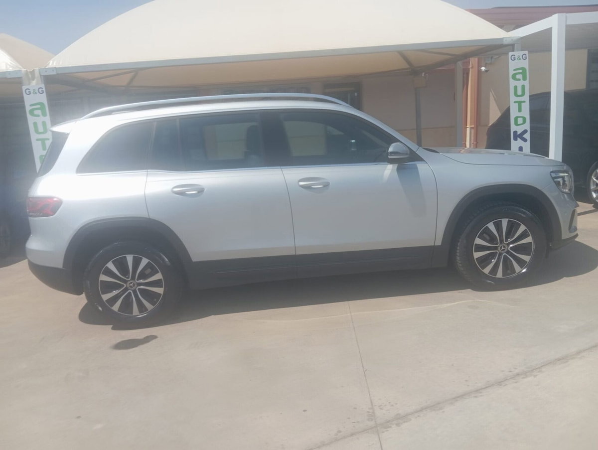 Mercedes-Benz GLB 220 d Automatic 4Matic Sport (10)
