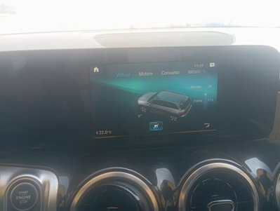 Mercedes-Benz GLB 220 d Automatic 4Matic Sport (20)