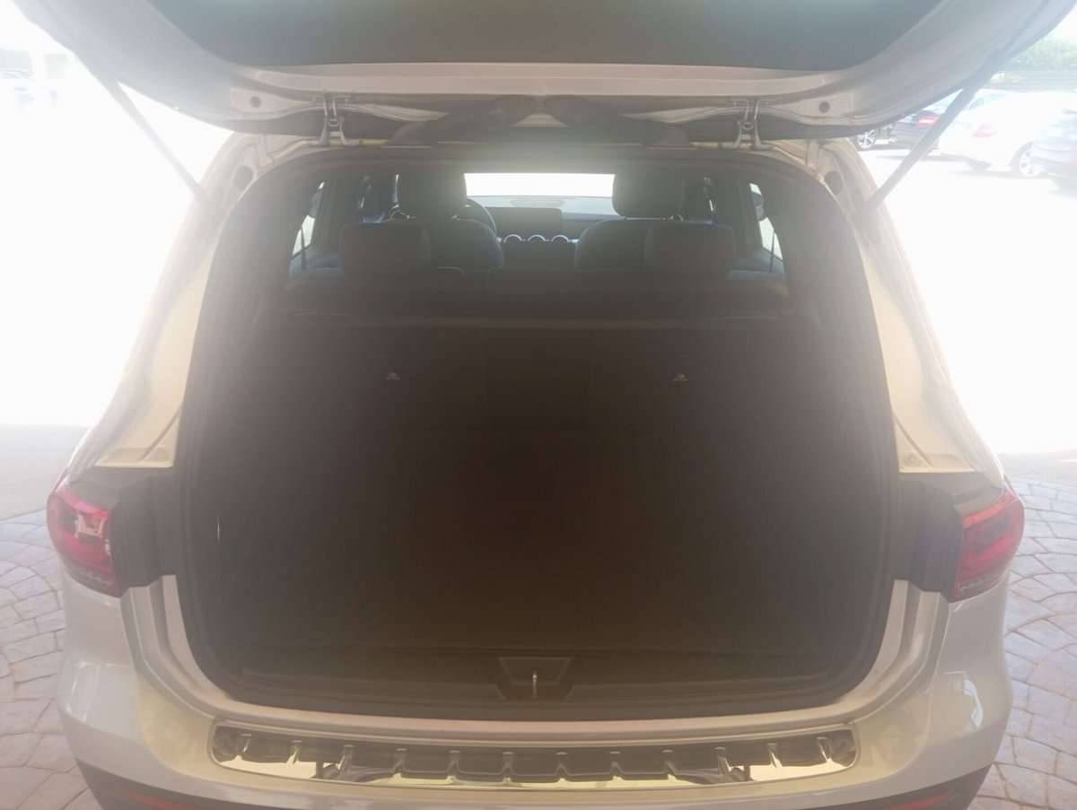 Mercedes-Benz GLB 220 d Automatic 4Matic Sport (4)