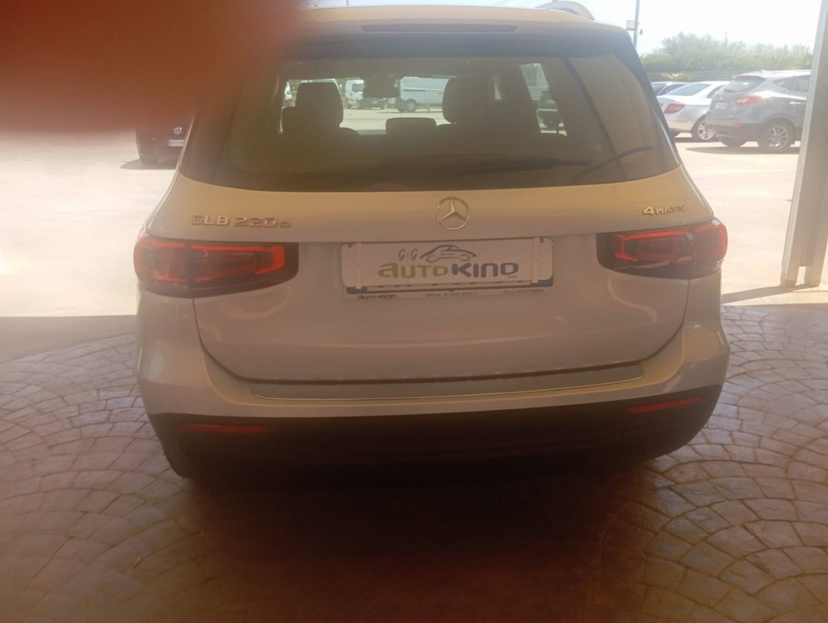 Mercedes-Benz GLB 220 d Automatic 4Matic Sport (6)