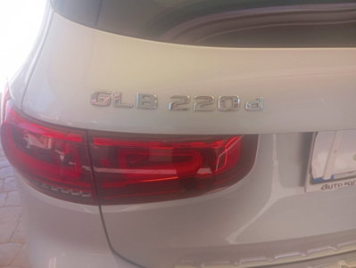 Mercedes-Benz GLB 220 d Automatic 4Matic Sport (9)