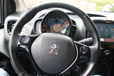 Peugeot 108 72 5 porte Allure (12)