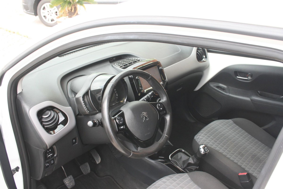 Peugeot 108 72 5 porte Allure (7)