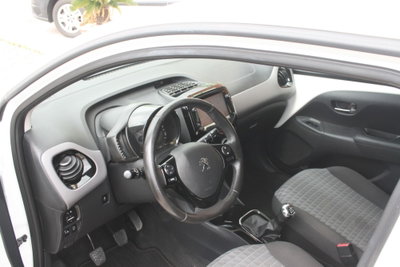 Peugeot 108 72 5 porte Allure (7)