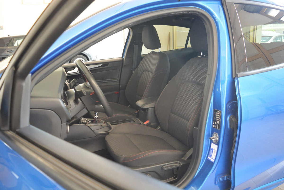 Ford Focus 1.0 EcoBoost Hybrid 125 CV Powershift 5p. ST-Line X (16)