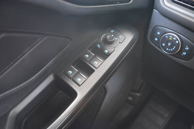 Ford Focus 1.0 EcoBoost Hybrid 125 CV Powershift 5p. ST-Line X (5)