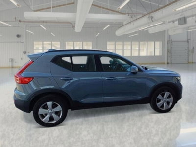 Volvo XC40 T2 Essential N1 (3)