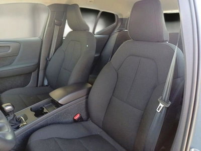 Volvo XC40 T2 Essential N1 (9)