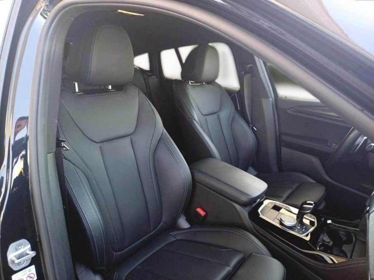 BMW X4 xDrive20d Msport (10)