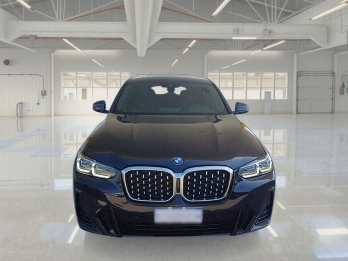 BMW X4 xDrive20d Msport (2)